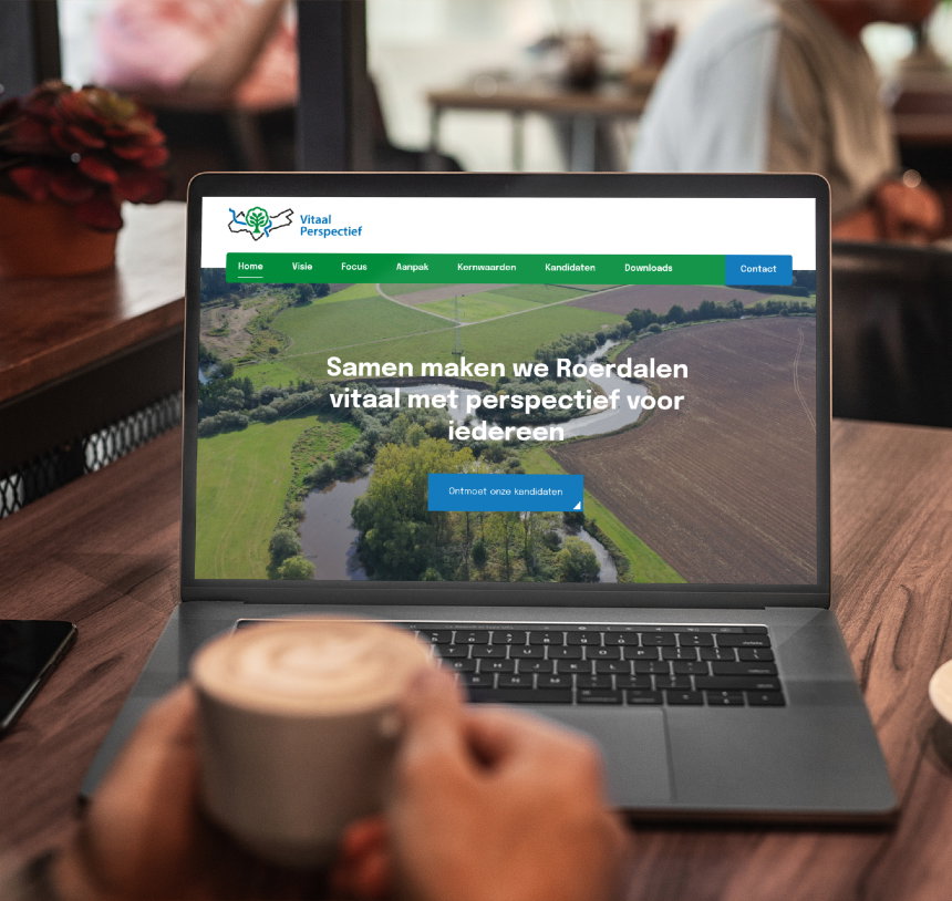 Voorbeeld van een door ons gemaakte website bekeken op een laptop